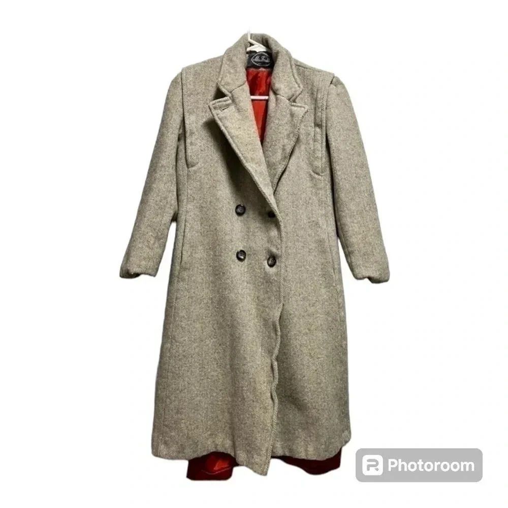 Ms. Freddi Vintage Womens Grey and White Herringbone Double-Breasted Coat